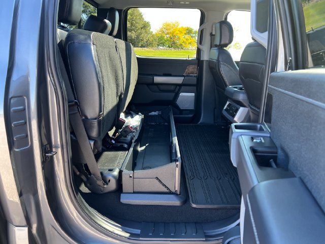 Certified 2025 Ford F250 Lariat w/ Lariat Ultimate Package AWD/4WD image 39