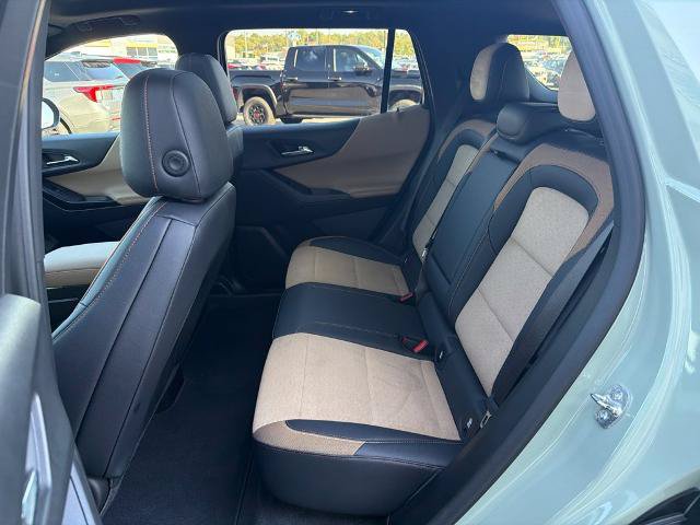 Used 2025 Chevrolet Equinox ACTIV AWD/4WD image 13