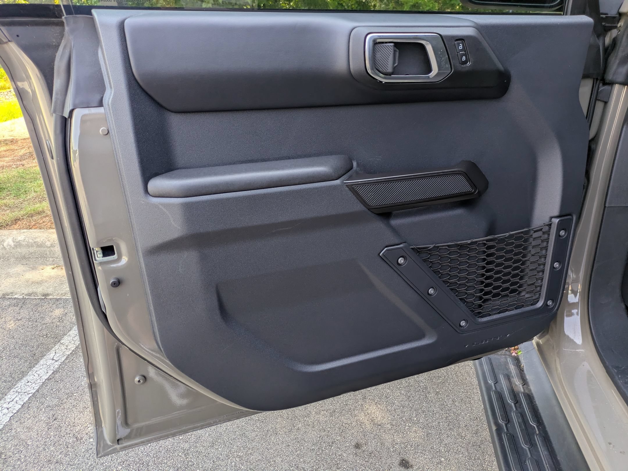Certified 2025 Ford Bronco Outer Banks AWD/4WD image 11