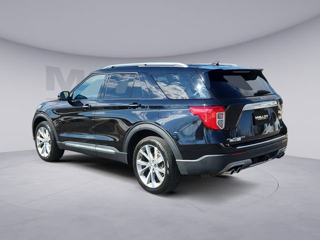 Certified 2023 Ford Explorer Platinum w/ Technology Package AWD/4WD image 3