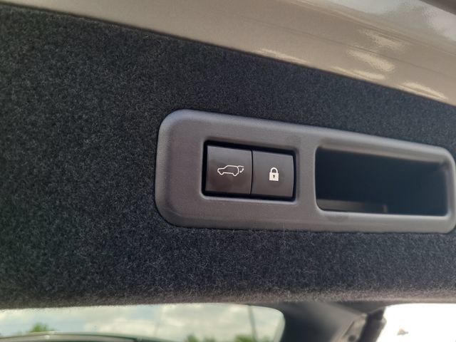 Used 2021 Lexus RX 350L FWD w/ Premium Package image 28
