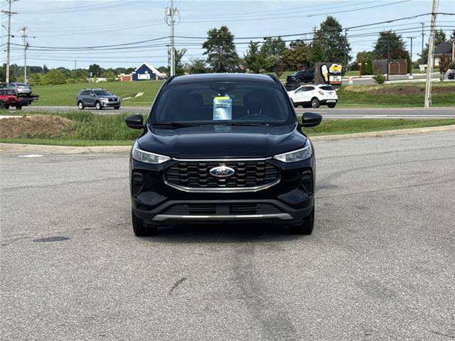 Certified 2025 Ford Escape ST-Line FWD image 2