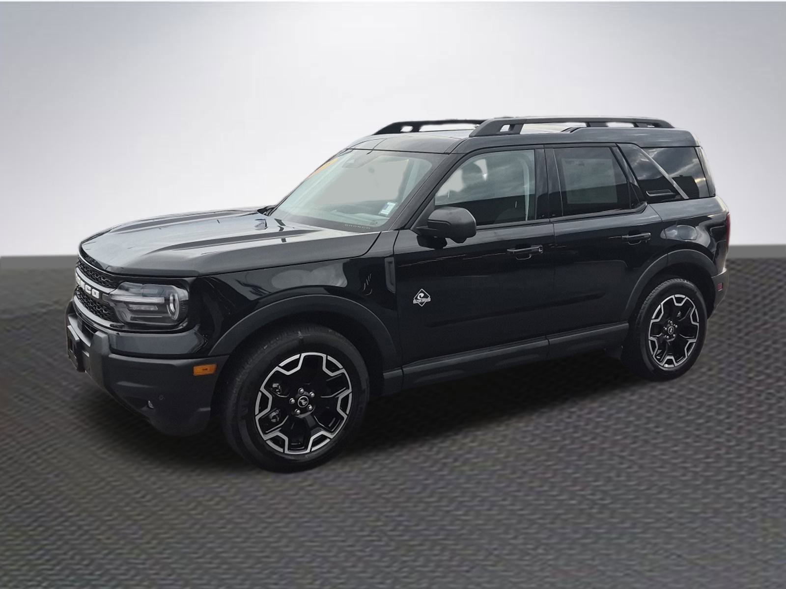 Certified 2025 Ford Bronco Sport Outer Banks w/ Outer Banks Tech Package+ image 2