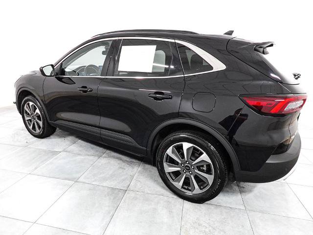 Certified 2025 Ford Escape Platinum AWD/4WD image 5