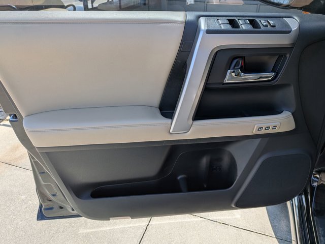 Used 2021 Toyota 4Runner Limited RWD image 12