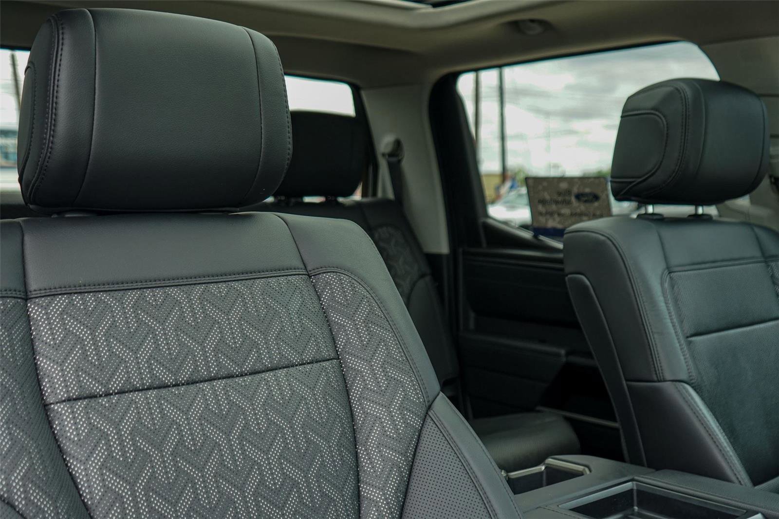 Used 2024 Toyota Tundra Limited image 31