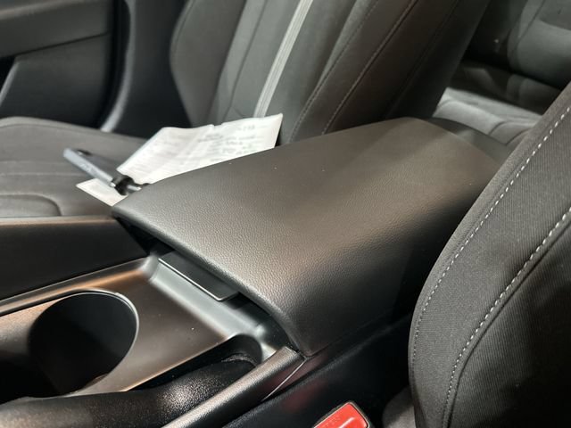 Used 2026 Hyundai Elantra SE FWD image 28