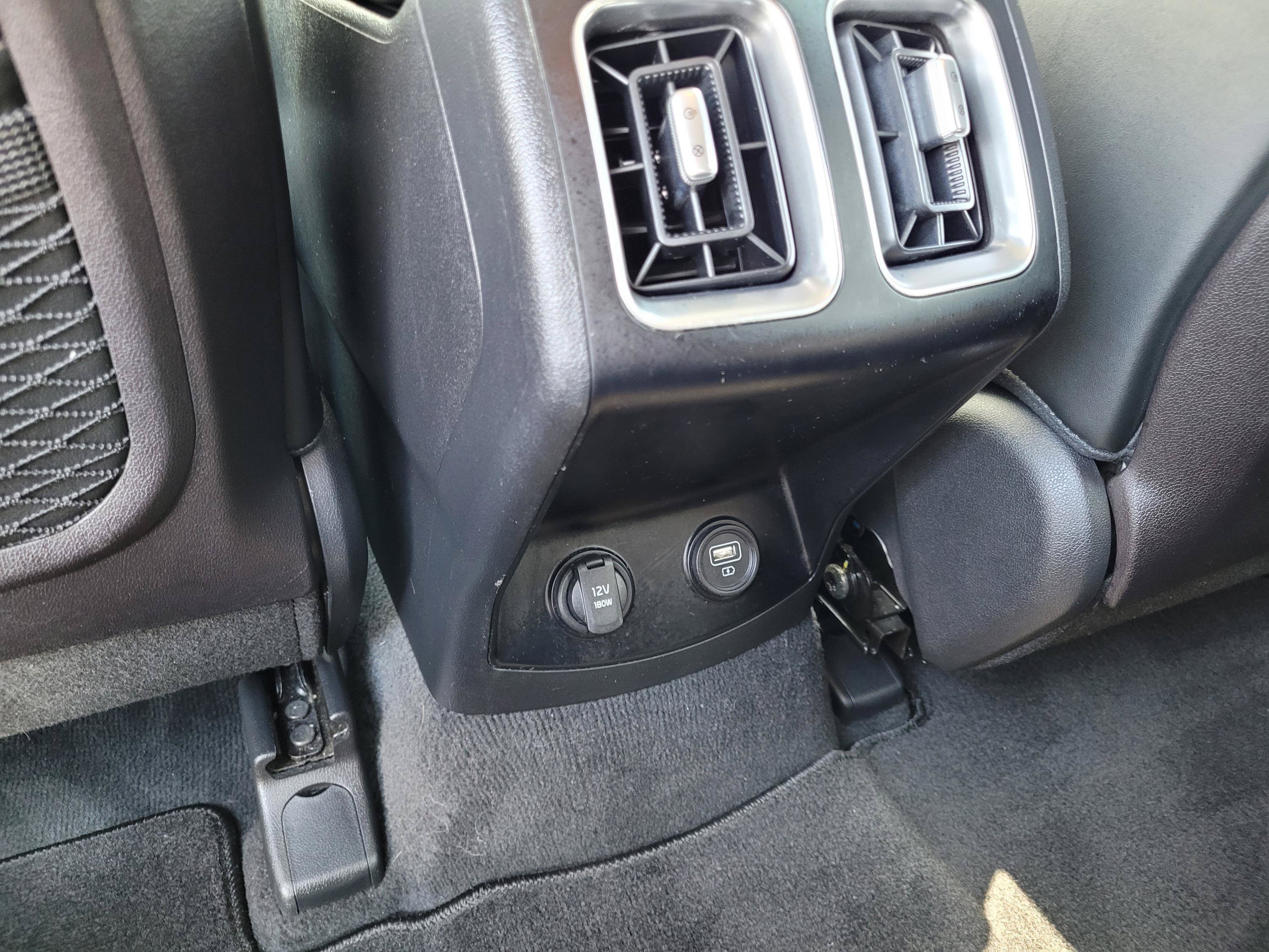 Used 2022 Kia Sorento S AWD/4WD image 16