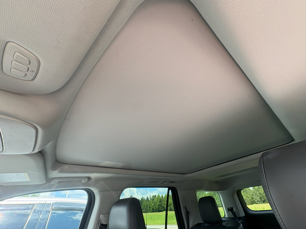 Certified 2025 Ford Expedition Active AWD/4WD image 11