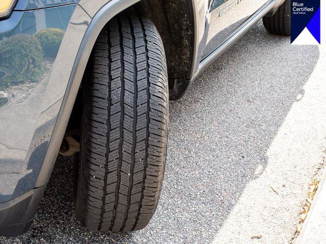 Used 2019 Jeep Grand Cherokee Limited AWD/4WD image 9