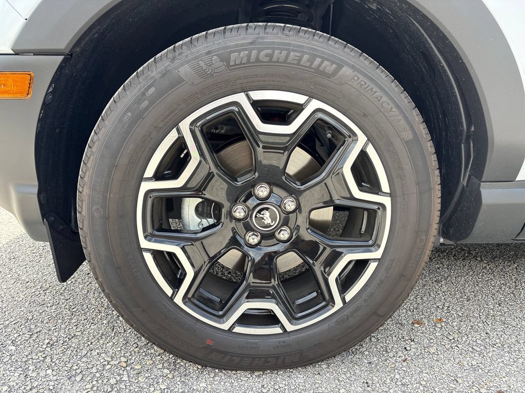 Certified 2026 Ford Bronco Sport Outer Banks w/ Outer Banks Tech Package+ AWD/4WD image 15