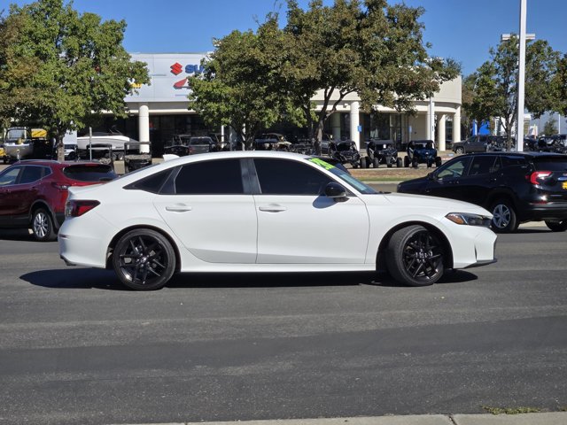 Used 2025 Honda Civic Sport image 3