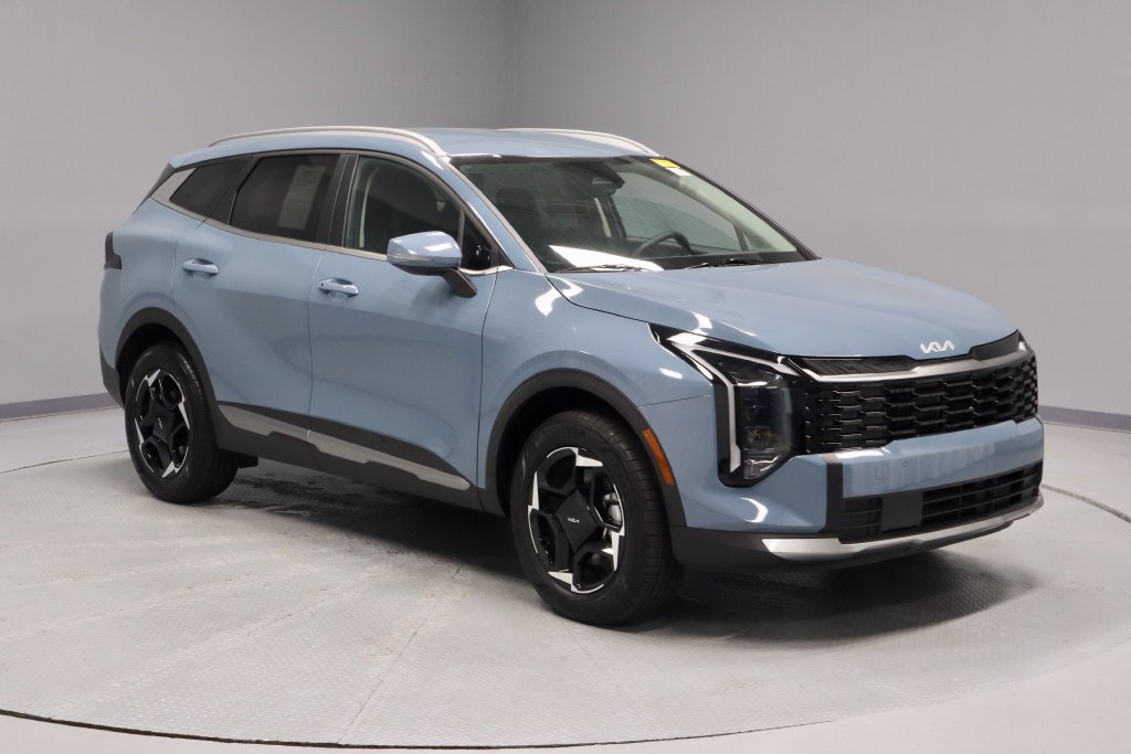 Used 2026 Kia Sportage EX AWD/4WD image 1