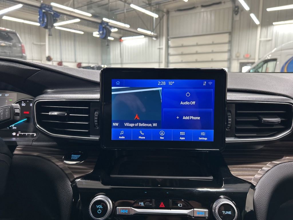 Certified 2023 Ford Explorer Limited w/ Equipment Group 301A image 21