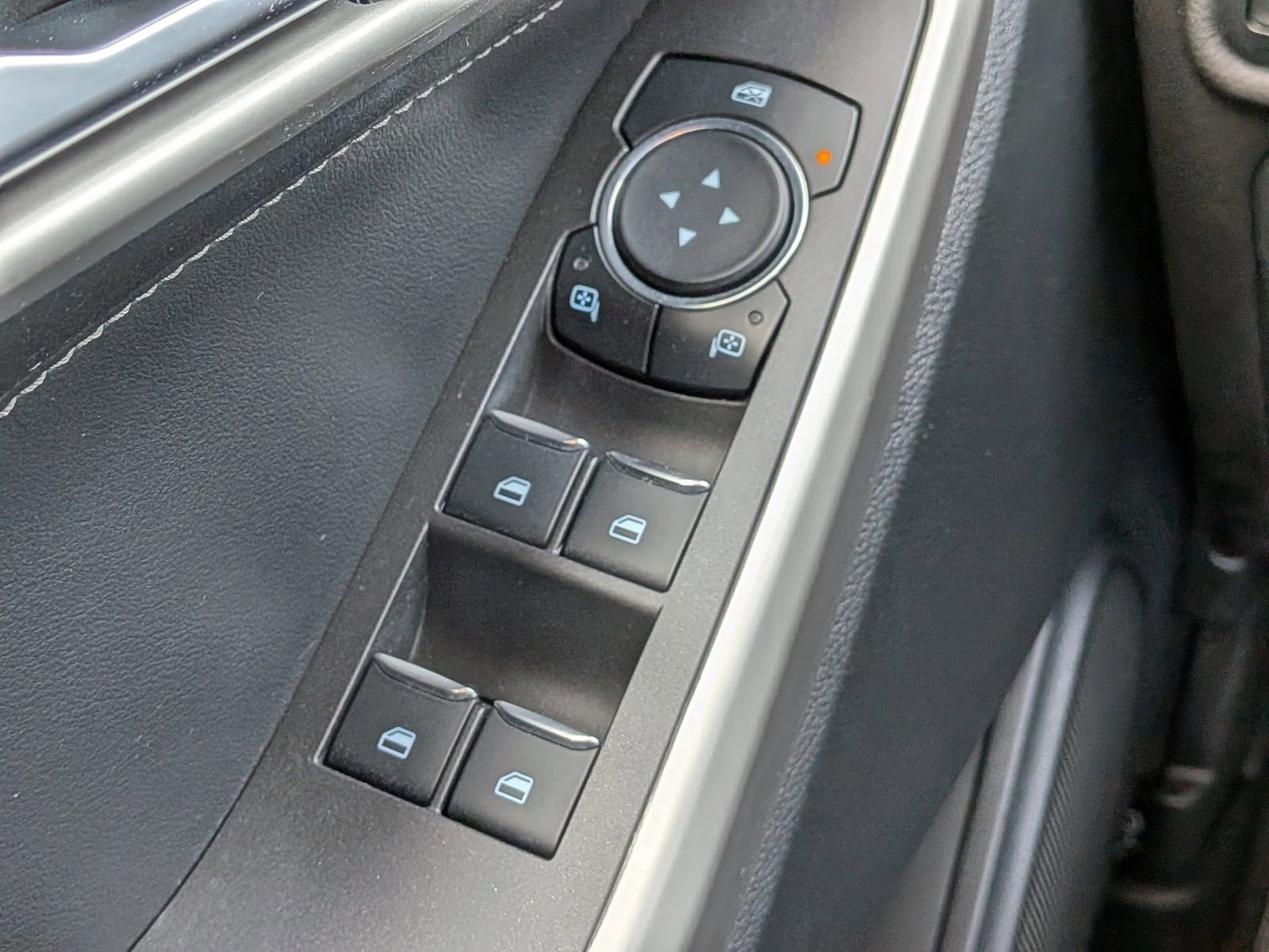 Certified 2023 Ford Explorer XLT w/ Equipment Group 202A image 27