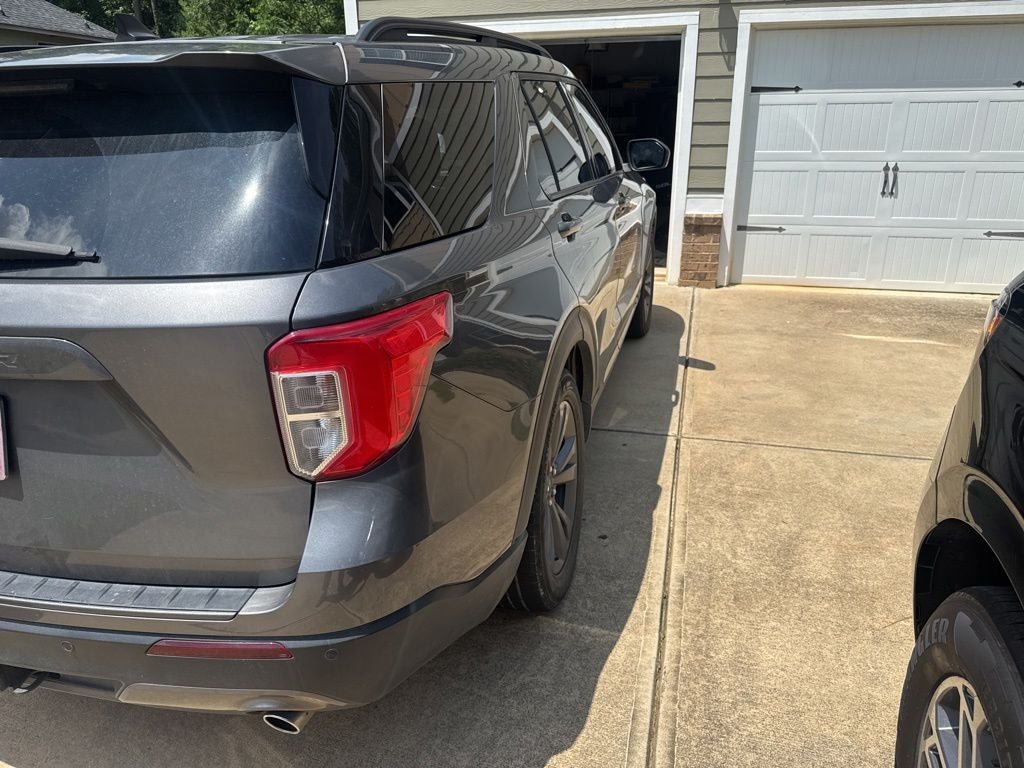 Certified 2021 Ford Explorer XLT w/ Equipment Group 202A RWD image 25