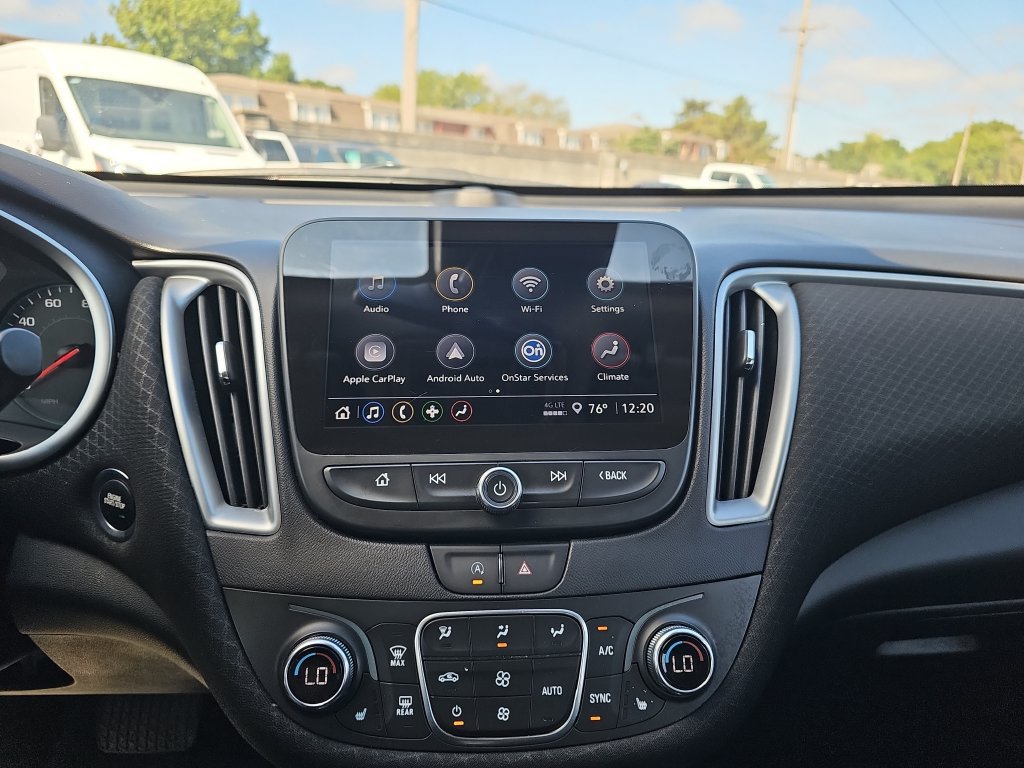 Used 2025 Chevrolet Malibu LT FWD image 19
