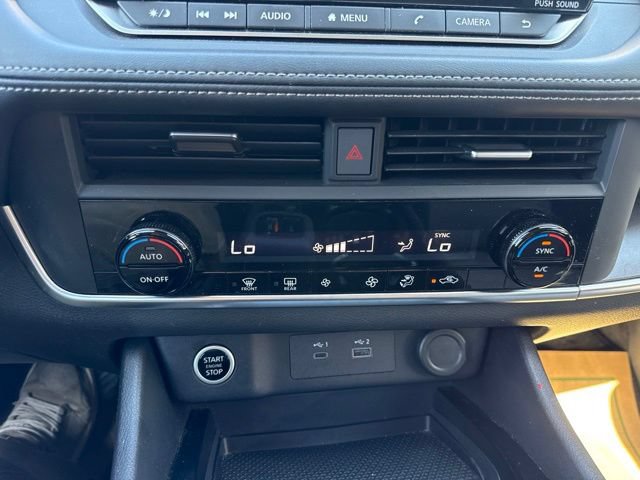 Used 2023 Nissan Rogue SV AWD/4WD image 23