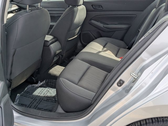 Used 2024 Nissan Altima 2.5 SV FWD image 22