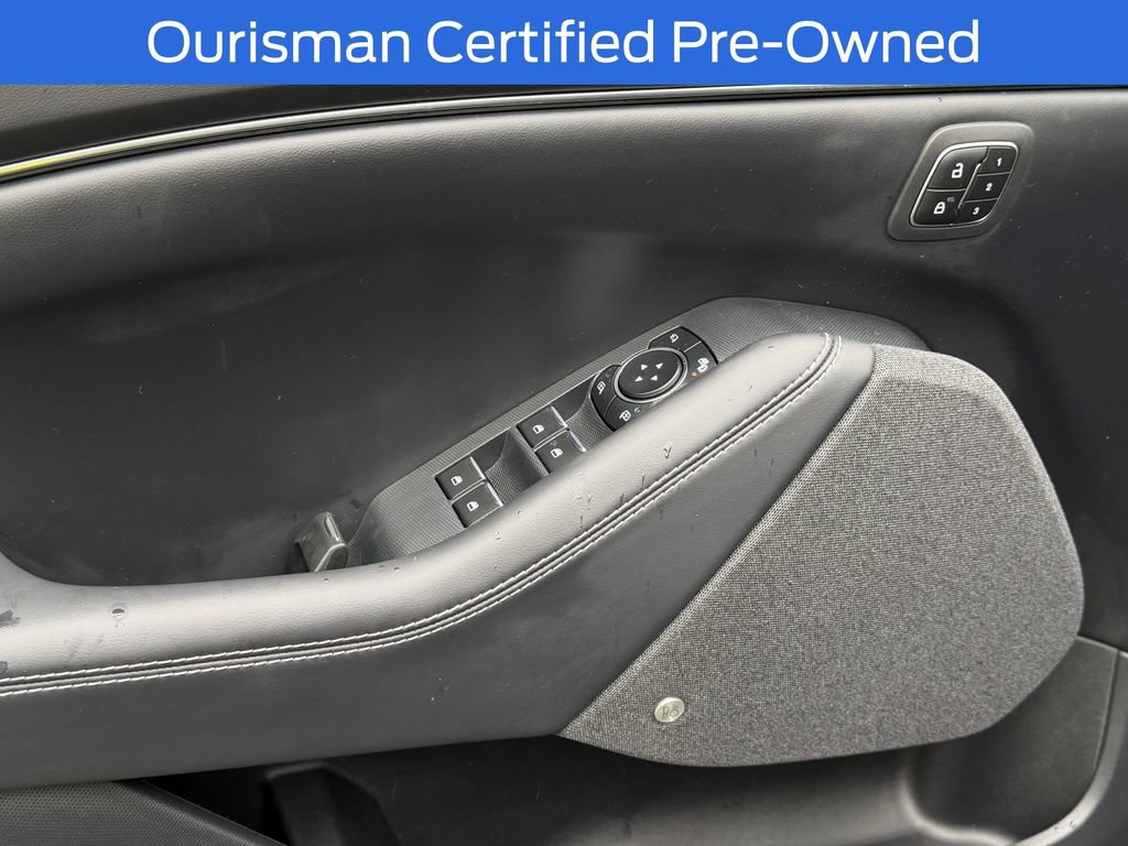 Certified 2025 Ford Mustang Mach-E Premium AWD/4WD image 18