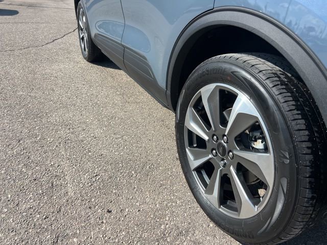 Certified 2023 Ford Escape Platinum w/ Premium Technology Package image 30