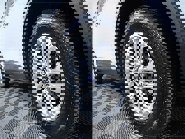 Certified 2021 Ford Escape SE w/ Convenience Package image 2