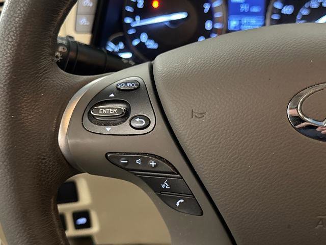 Used 2019 INFINITI Q70 Luxe image 21