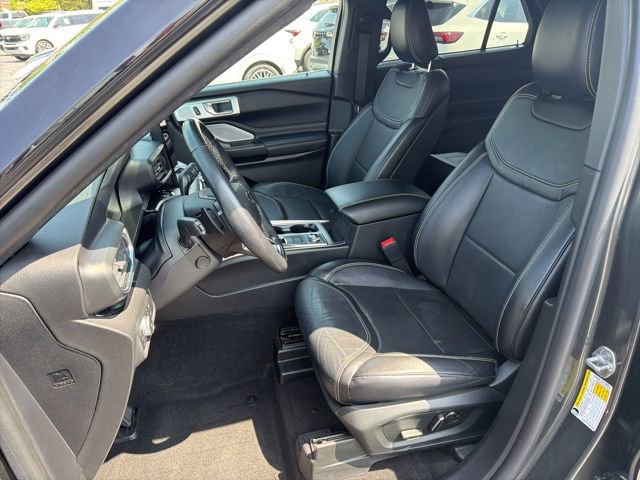 Certified 2020 Ford Explorer ST w/ Premium Technology Package AWD/4WD image 16