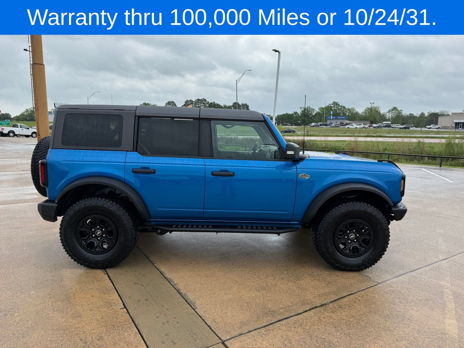 Certified 2024 Ford Bronco Wildtrak AWD/4WD image 4
