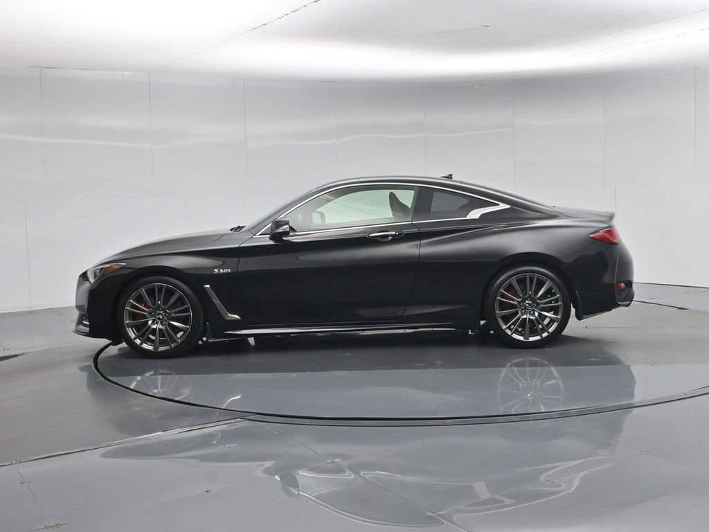 Used 2017 INFINITI Q60 Red Sport 400 RWD image 28