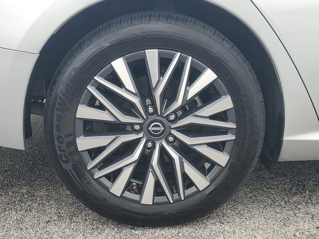 Used 2023 Nissan Altima 2.5 SV image 6