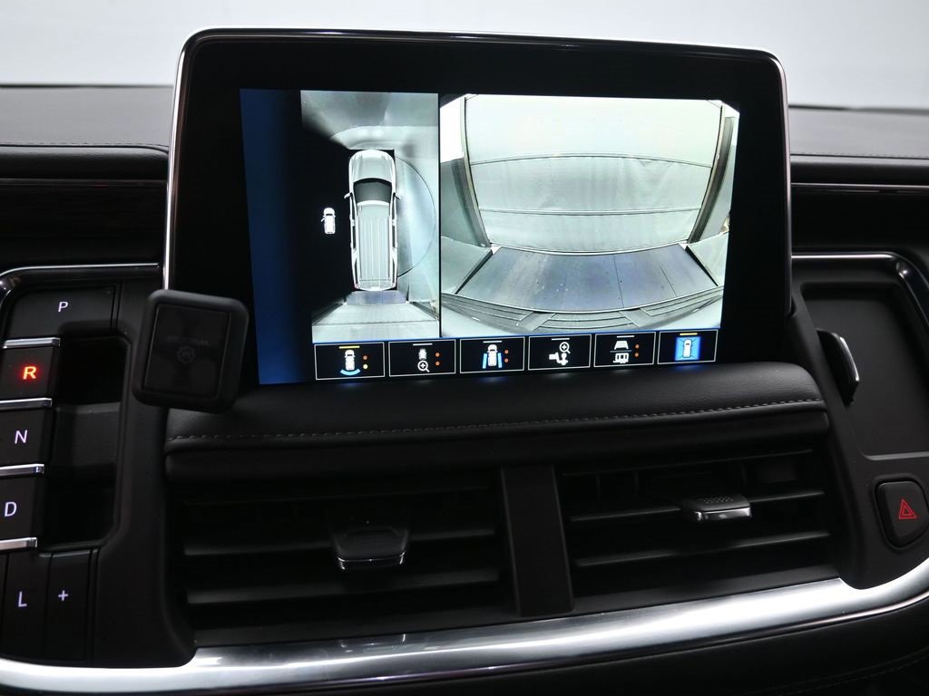 Used 2024 Chevrolet Suburban Z71 w/ Luxury Package image 15