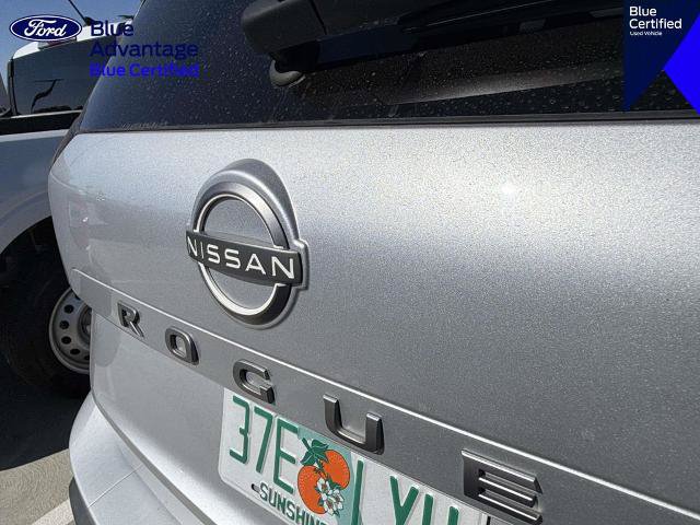 Used 2024 Nissan Rogue S FWD image 18