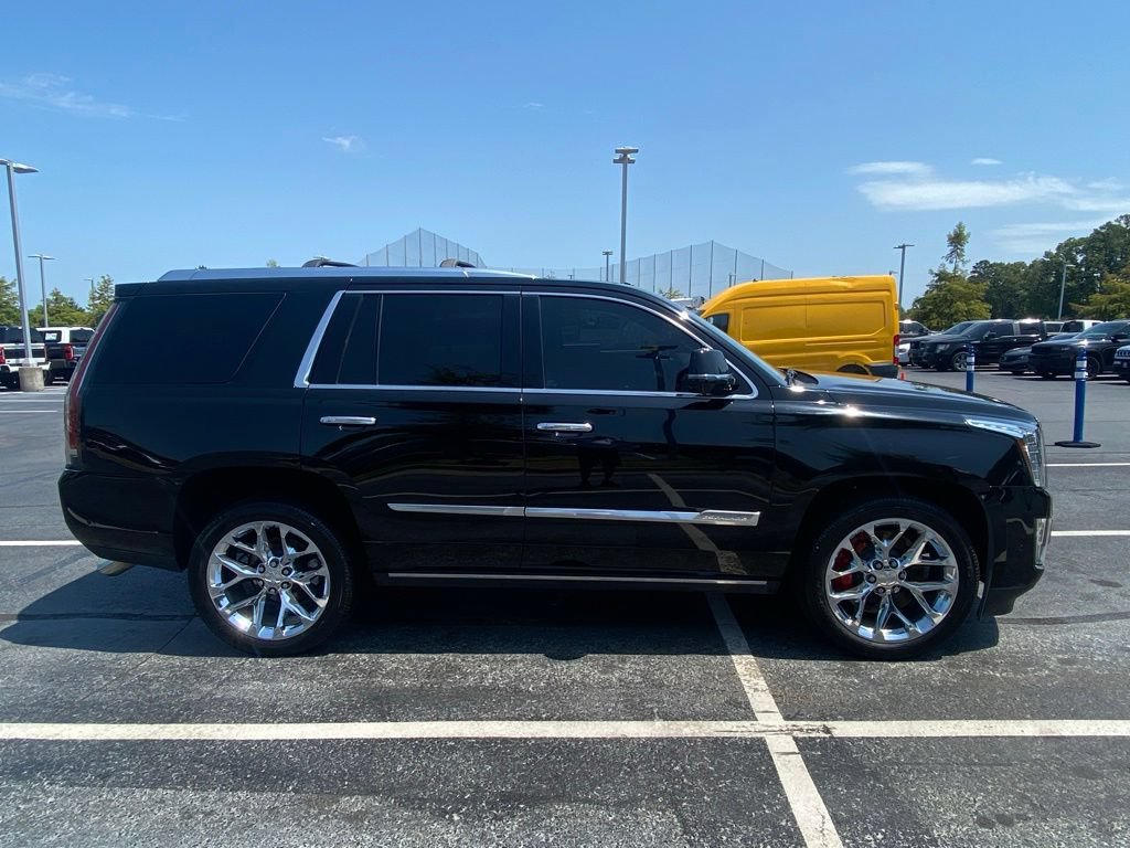 Used 2019 Cadillac Escalade Platinum AWD/4WD image 8