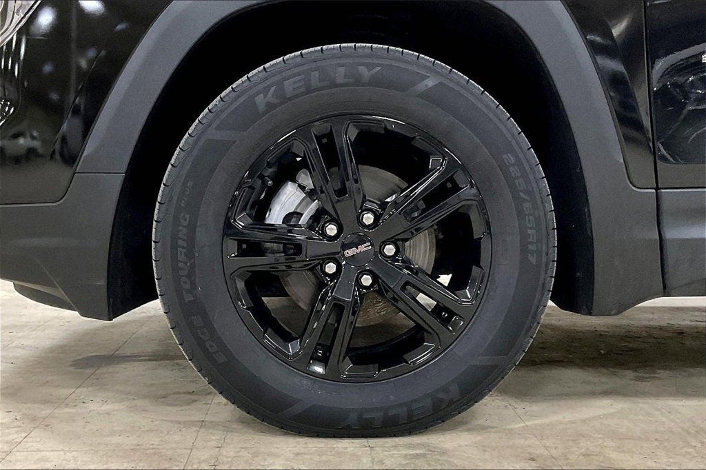 Used 2023 GMC Terrain AT4 image 11