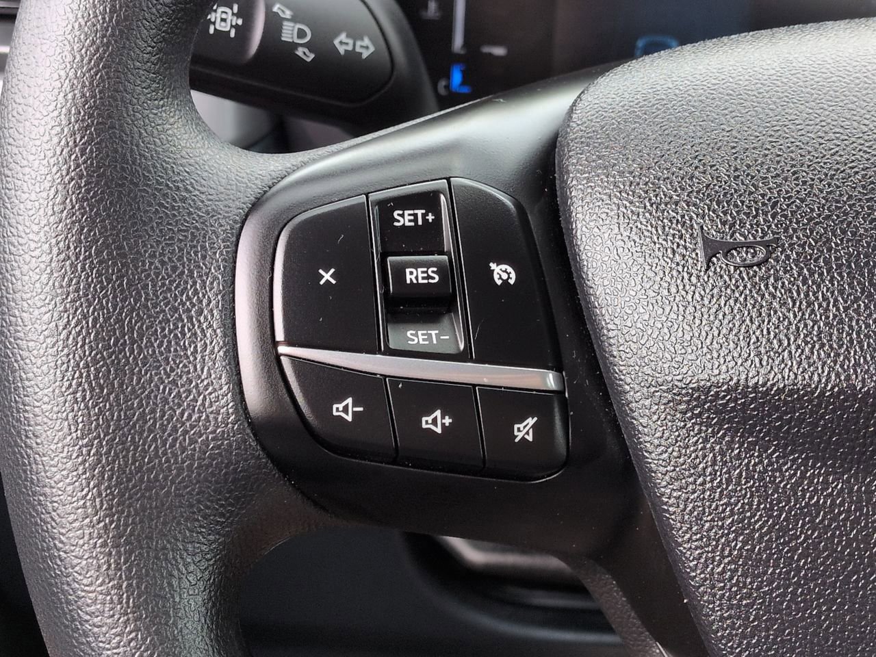 Certified 2025 Ford Maverick XL image 23