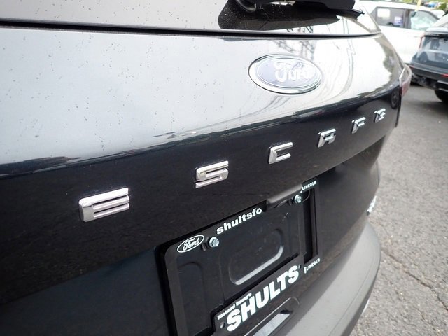 Certified 2022 Ford Escape SE w/ Cold Weather Package image 9