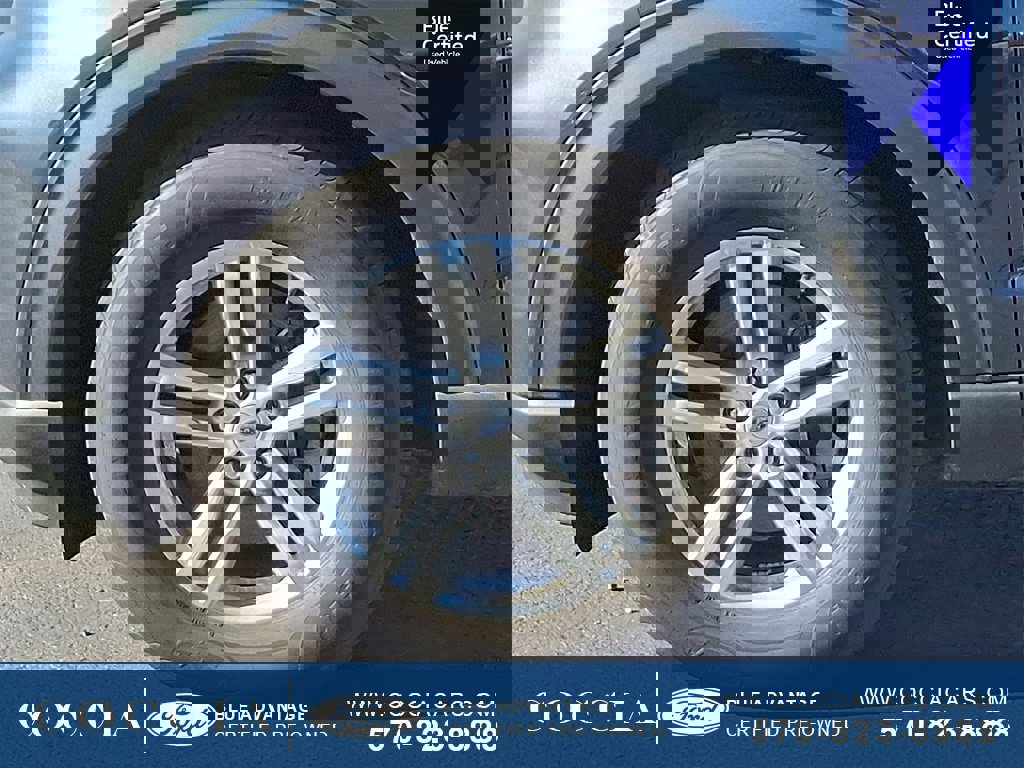 Certified 2022 Ford Explorer XLT w/ Class IV Trailer Tow Package image 8