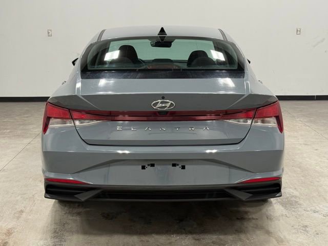 Used 2022 Hyundai Elantra SEL image 10