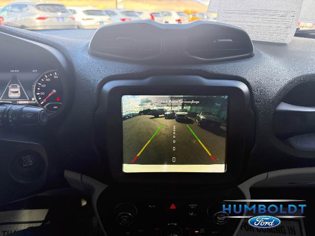 Used 2022 Jeep Renegade Latitude w/ Convenience Group image 19