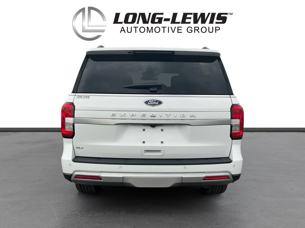 Certified 2024 Ford Expedition XLT RWD image 5