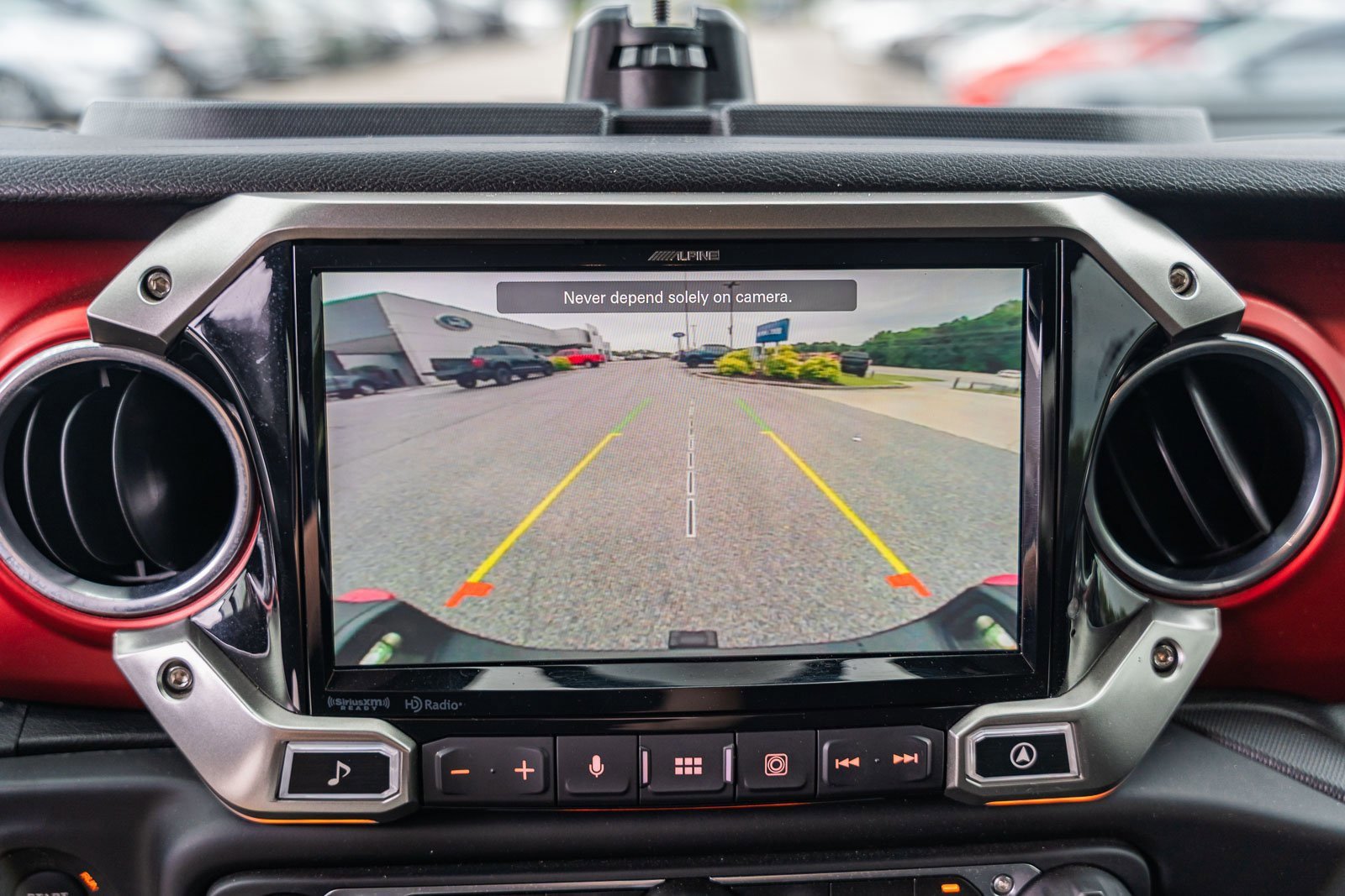 Used 2021 Jeep Gladiator Rubicon w/ Safety Group image 36