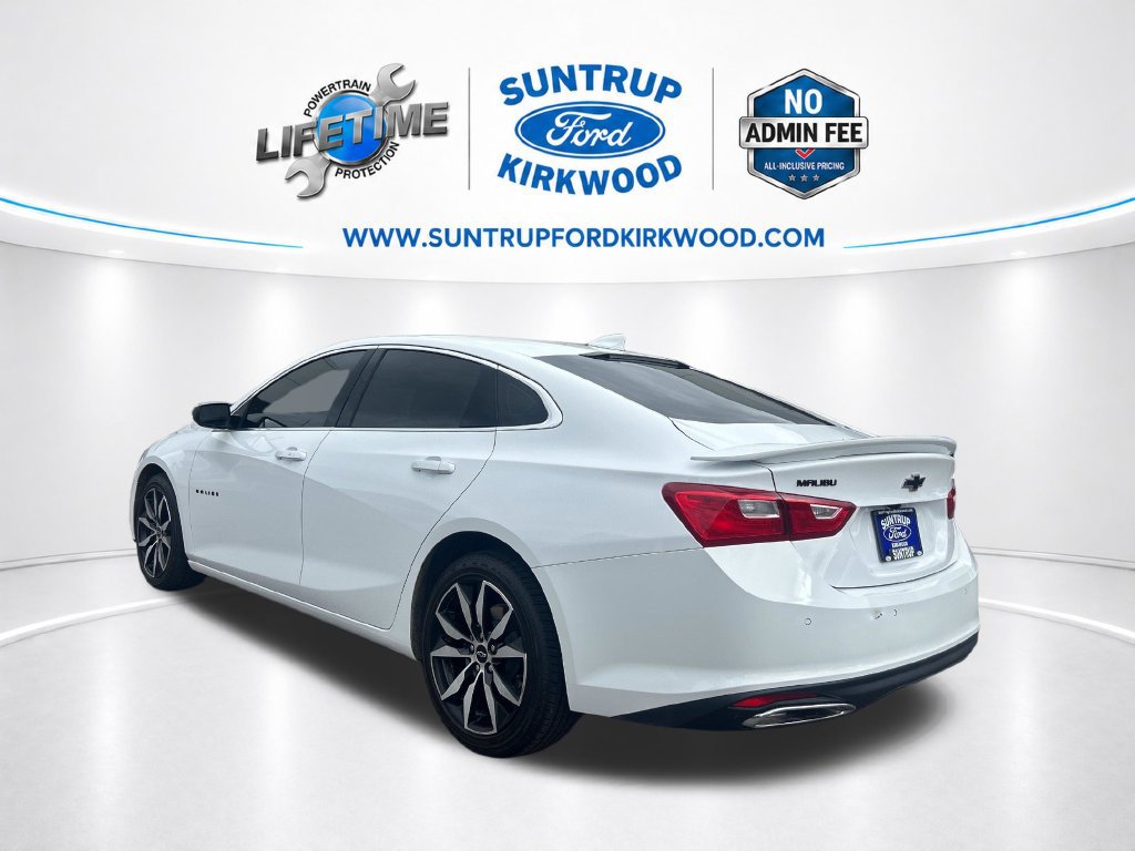 Used 2024 Chevrolet Malibu RS FWD image 3