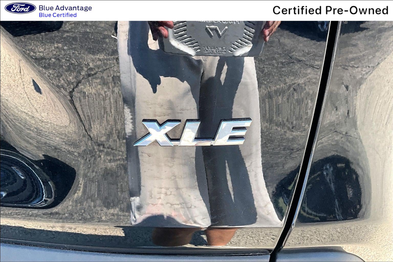 Used 2024 Toyota RAV4 XLE FWD image 8