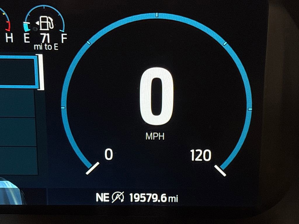 Certified 2023 Ford F150 Lariat w/ Equipment Group 502A High AWD/4WD image 22