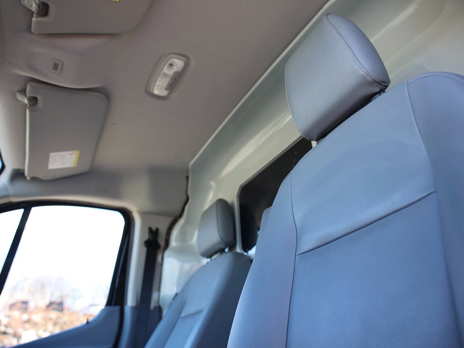 Certified 2019 Ford Transit 150 130 Low Roof image 18