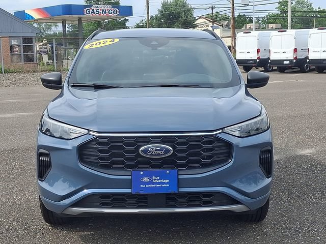 Certified 2024 Ford Escape ST-Line AWD/4WD image 2