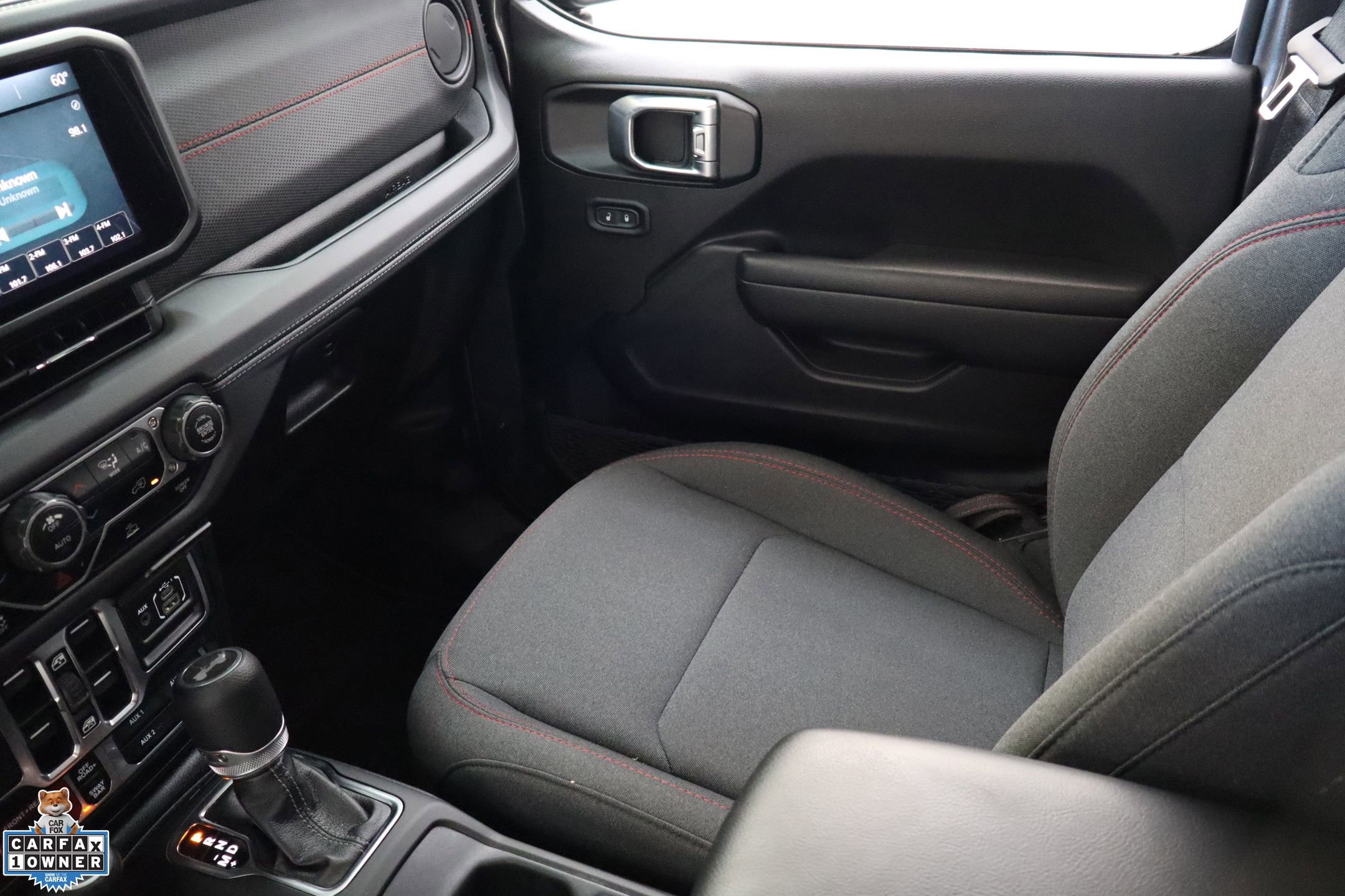 Used 2025 Jeep Wrangler Unlimited Rubicon image 24