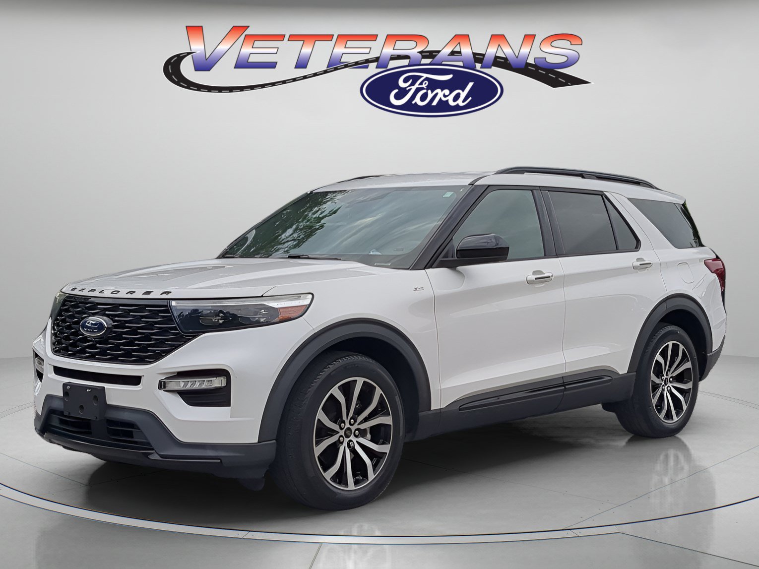 Certified 2022 Ford Explorer ST-Line w/ Class IV Trailer Tow Package