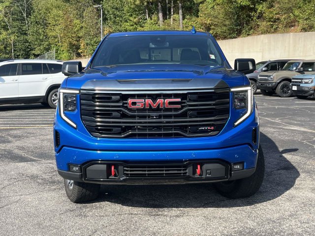 Used 2023 GMC Sierra 1500 AT4 w/ AT4 Premium Package AWD/4WD image 9